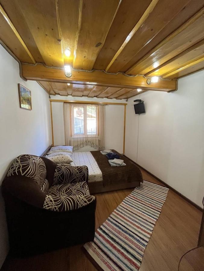 Садиба Бункер Чан Mizhhirya  Exterior photo